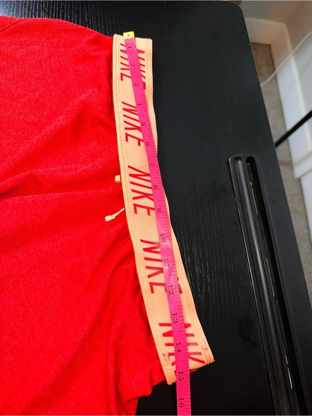 Nike Dri Fit Size Medium Women's Red Logo Elastic-Waist Shorts